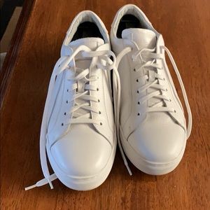 Jump New York white sneakers